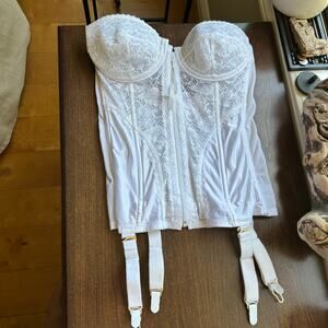 VTG FREDERICKS OF HOLLYWOOD WHITE LACE CORSET BUSTIER W/ GARTERS 34C